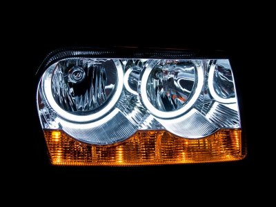 Chrysler 300 2005-2010 CCFL Halo Headlights Chrome