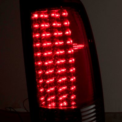 Chevy Silverado 1500HD 2003-2006 LED Tail Lights Red Clear