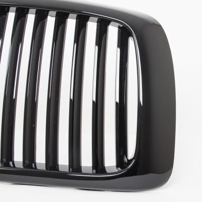 Dodge Ram 2500 2003-2005 Black Vertical Grille