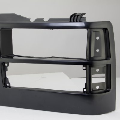 GMC Sierra 2500 1994-2000 Black Replacement Grille with Chrome Trim