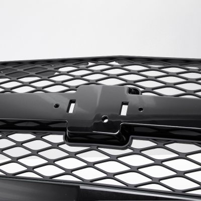 Chevy Silverado 1500HD 2003-2004 Black Replacement Grille