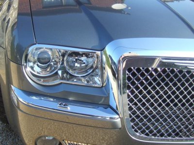 Chrysler 300C 2005-2010 Chrome Mesh Grille and Surround Cover