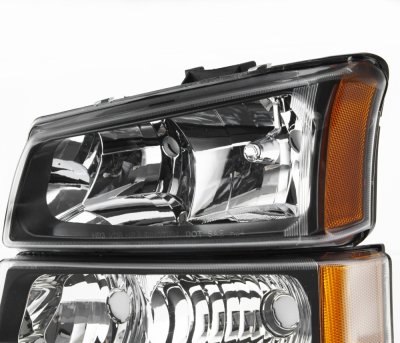 Chevy Silverado 2003-2006 Black Headlights and LED Tail Lights Red Clear