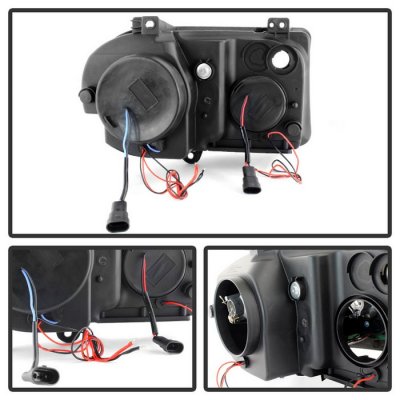 Chrysler 300C 2005-2010 Smoked LED Halo Projector Headlights