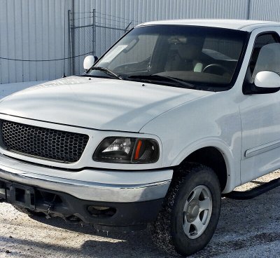 Ford F150 1997-2003 Black Crystal Headlights with LED DRL