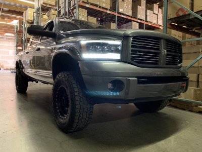 Dodge Ram 2500 2006-2009 Black LED Quad Projector Headlights DRL Dynamic Signal
