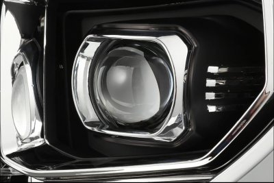 Toyota Tundra 2014-2021 Black LED Projector Headlights DRL Activation Level
