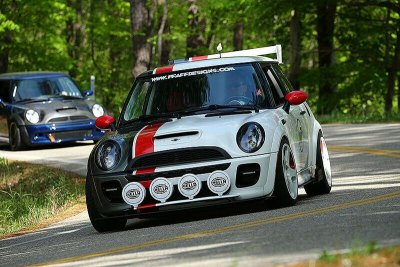 Mini Cooper 2007-2008 Black Halo Projector Headlights with LED Daytime Running Lights