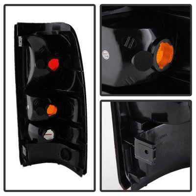 GMC Sierra 1999-2006 Red Tail Lights
