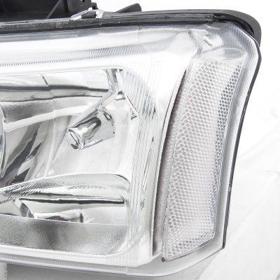 Chevy Silverado 2003-2006 Clear Headlights and Bumper Lights